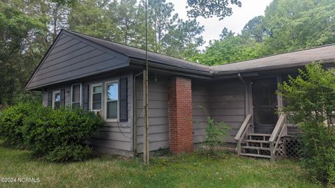 Single Family Residence in Vass NC 5000 Us 1 Highway.jpg