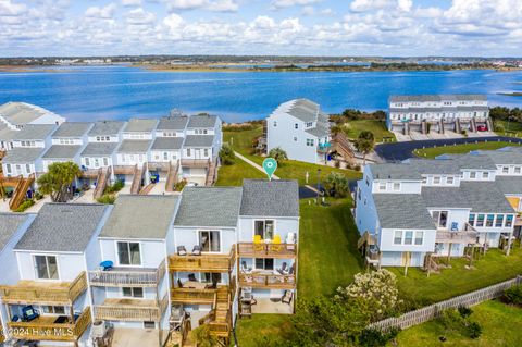 A home in North Topsail Beach