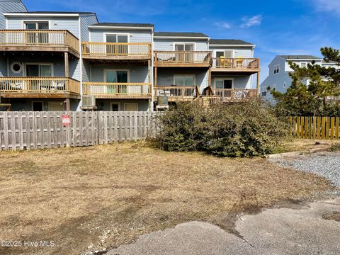 A home in North Topsail Beach