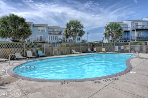 A home in North Topsail Beach