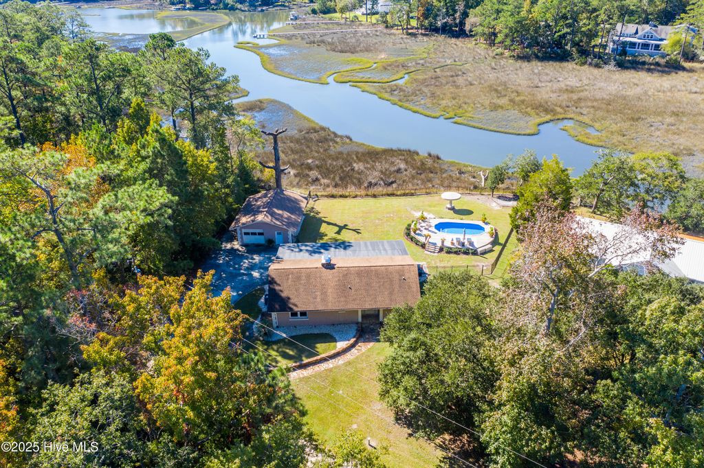 Photo of 102 Osprey Nest Lane, Hampstead, NC 28443 (MLS # 100537816)