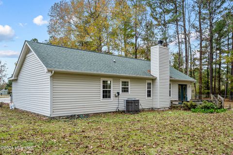 A home in Hubert