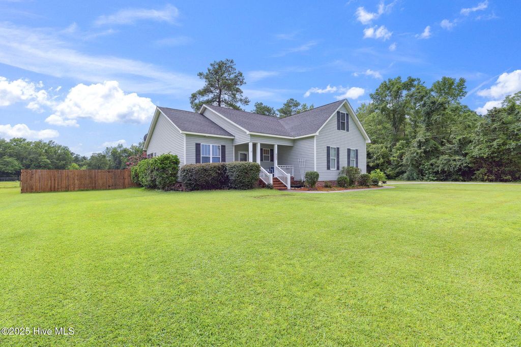 Photo of 4447 Nc Highway 210, Rocky Point, NC 28457 (MLS # 100519952)