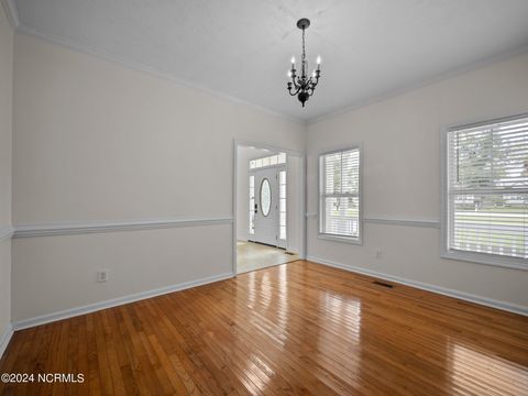 A home in Sneads Ferry