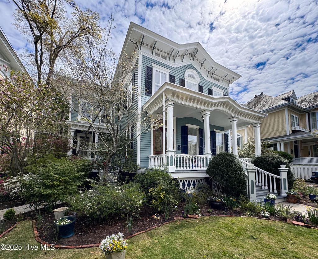 Photo of 111 S 4th Street, Wilmington, NC 28401 (MLS # 100501936)