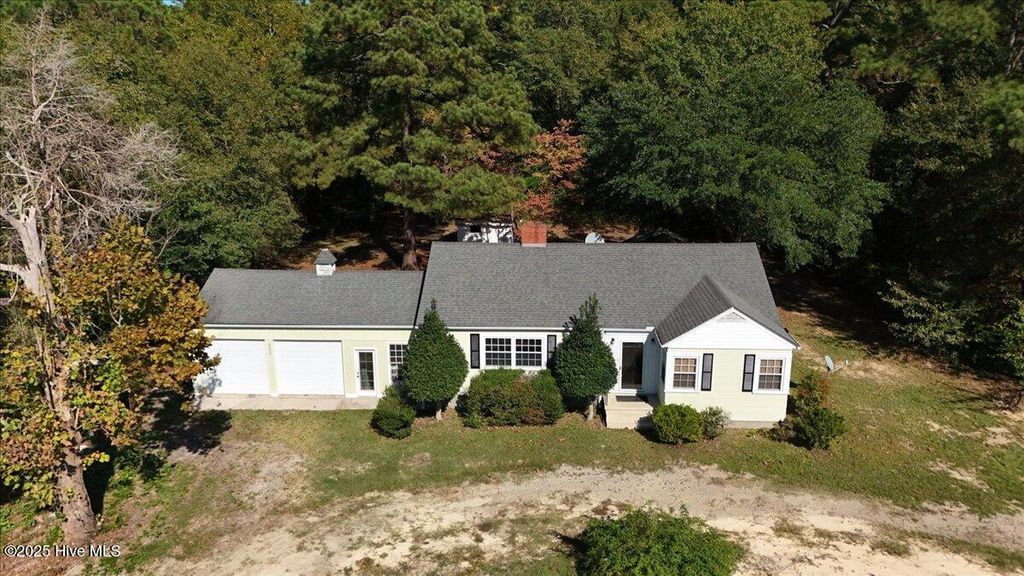 Photo of 8696 Aberdeen Road, Aberdeen, NC 28315 (MLS # 100537213)