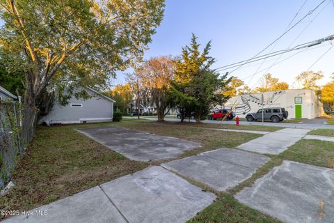 Tiny photo for 1020 S 4th Street, Wilmington, NC 28401 (MLS # 100539564)