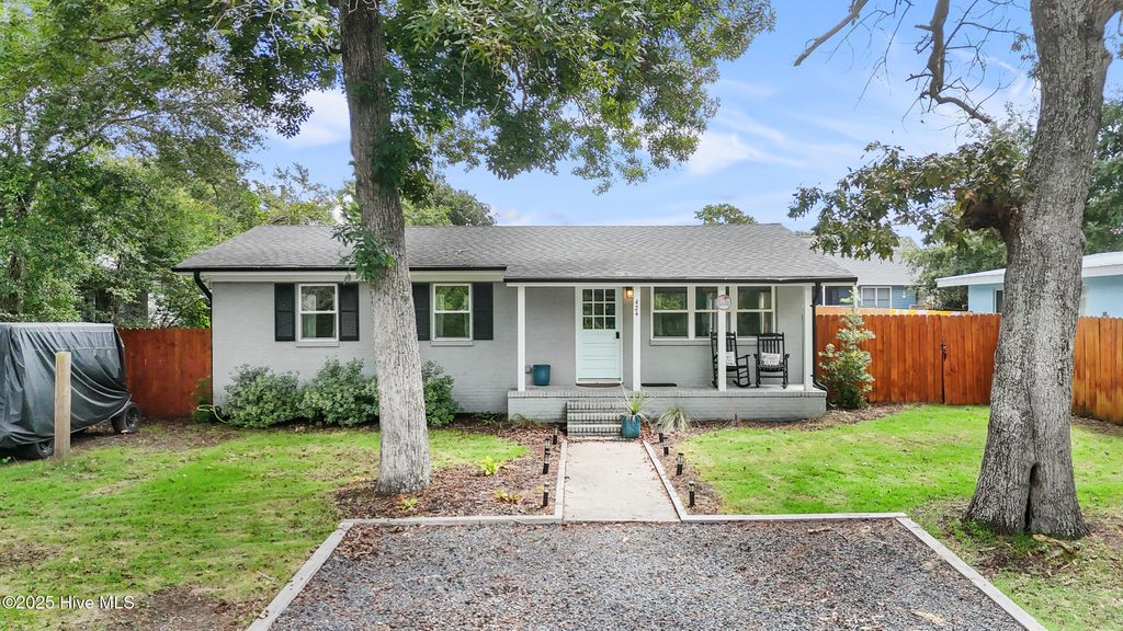 Photo of 424 Keziah Street, Oak Island, NC 28465 (MLS # 100526770)