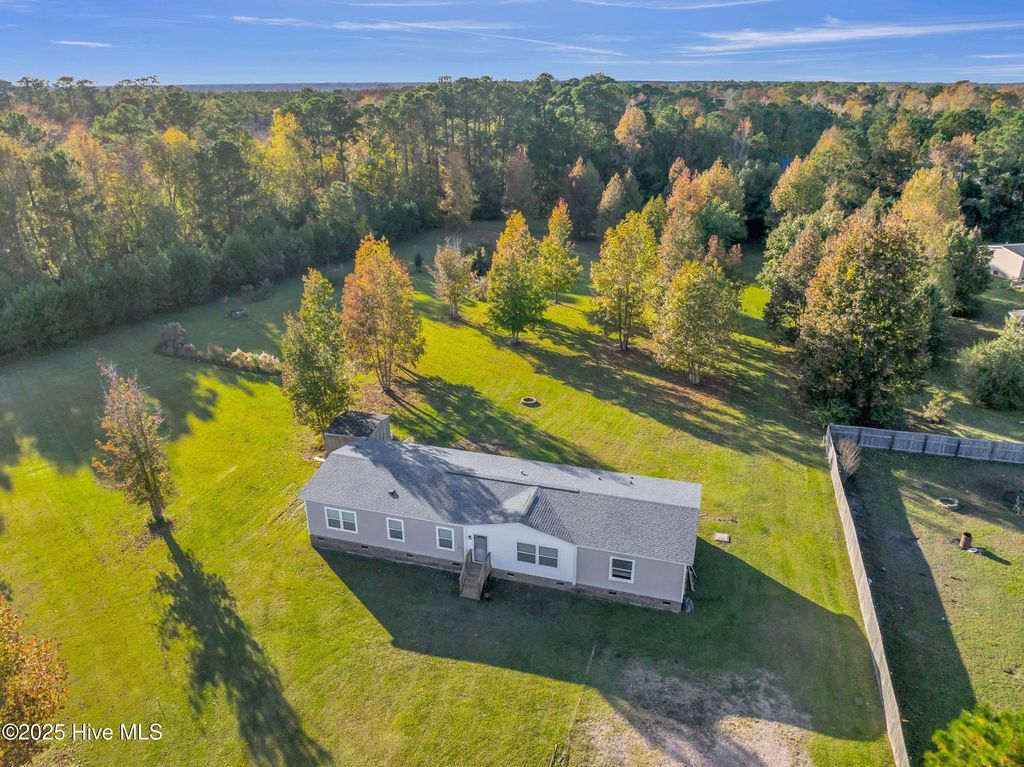 Photo of 424 Turkey Creek Road, Rocky Point, NC 28457 (MLS # 100540708)