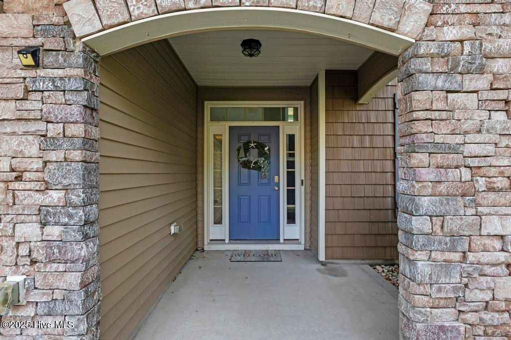 Photo of 109 Creek End Court, Swansboro, NC 28584 (MLS # 100515130)