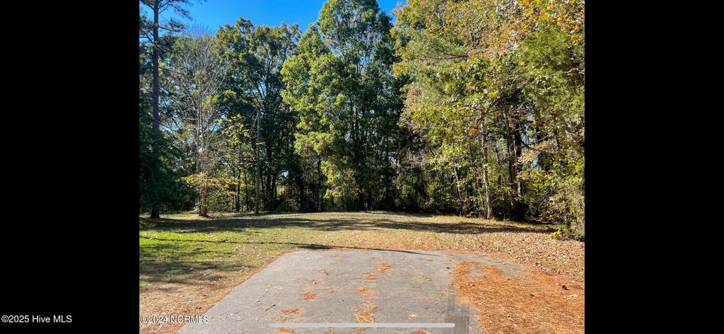 Photo of 0 Sunset Hills Road, Robbins, NC 27325 (MLS # 100537181)