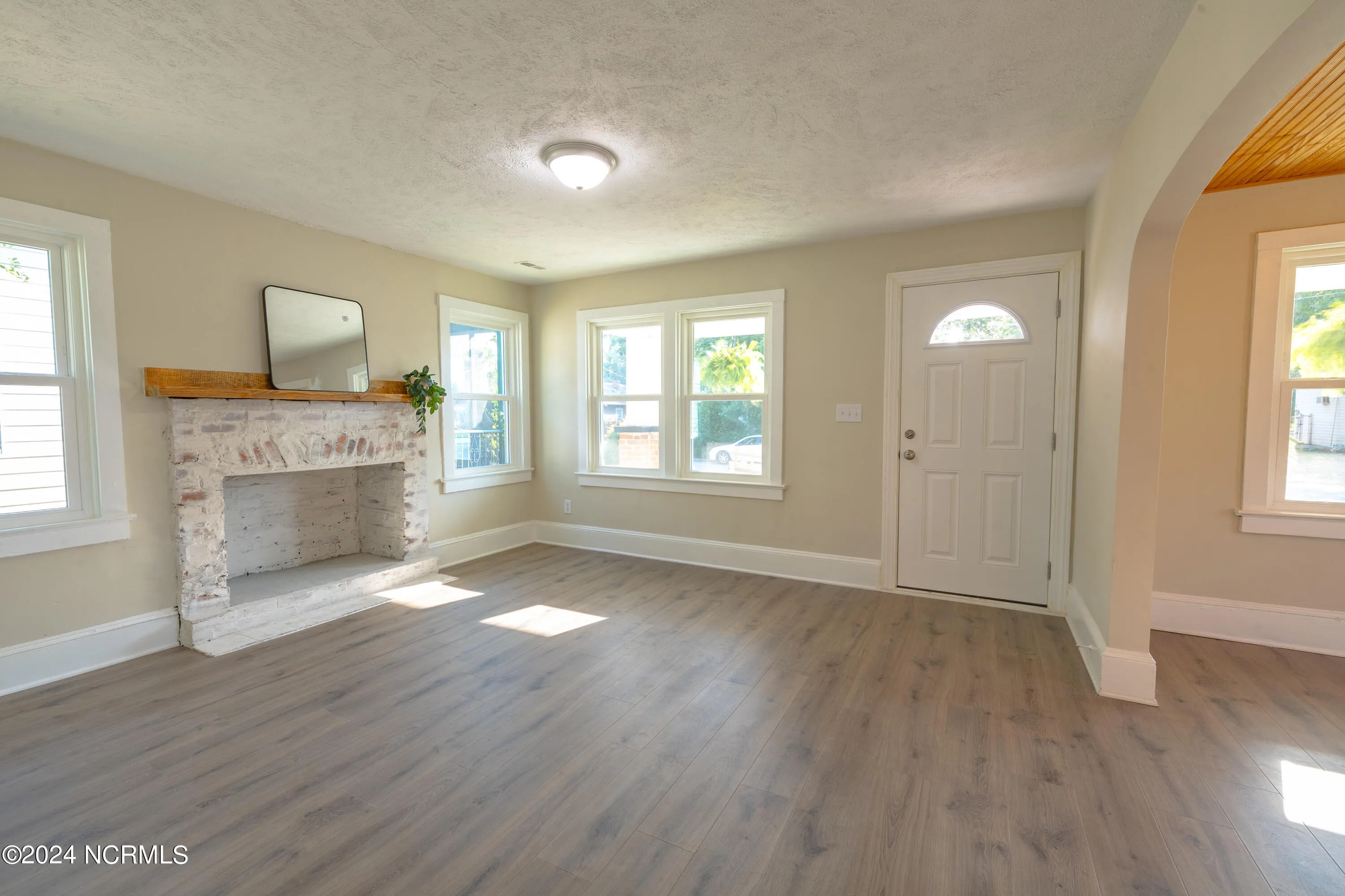 Wilmington, North Carolina 28401, United States, 2 Bedrooms Bedrooms, ,2 BathroomsBathrooms,Residential,Active,18195