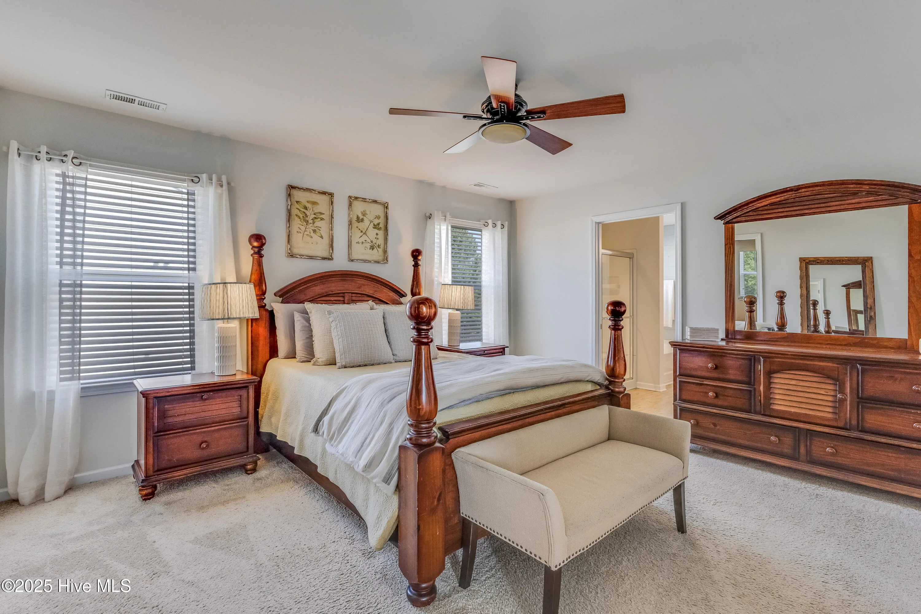 Leland, North Carolina 28451, United States, 4 Bedrooms Bedrooms, ,3 BathroomsBathrooms,Residential,Pending,133344