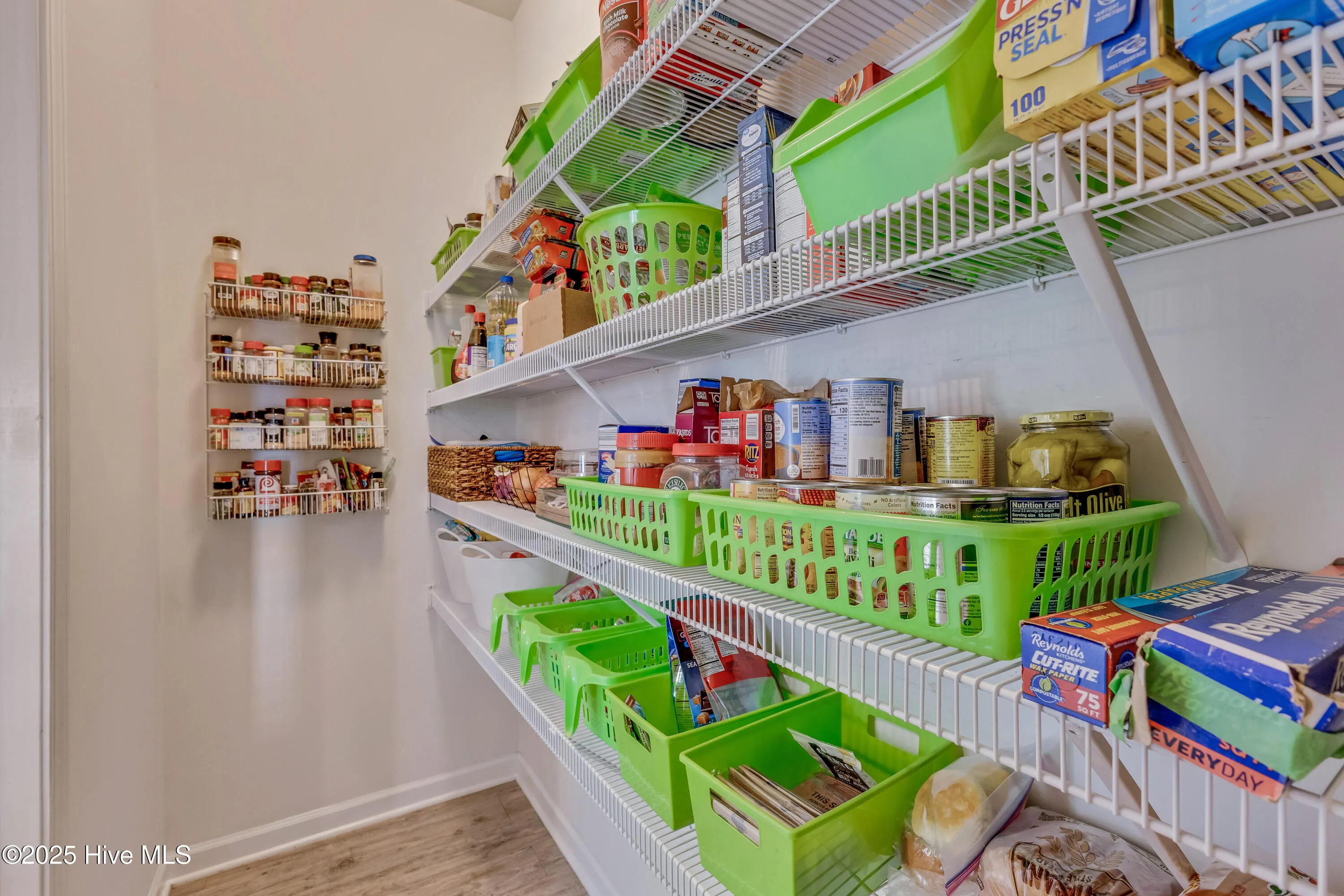 Leland, North Carolina 28451, United States, 4 Bedrooms Bedrooms, ,3 BathroomsBathrooms,Residential,Pending,133344