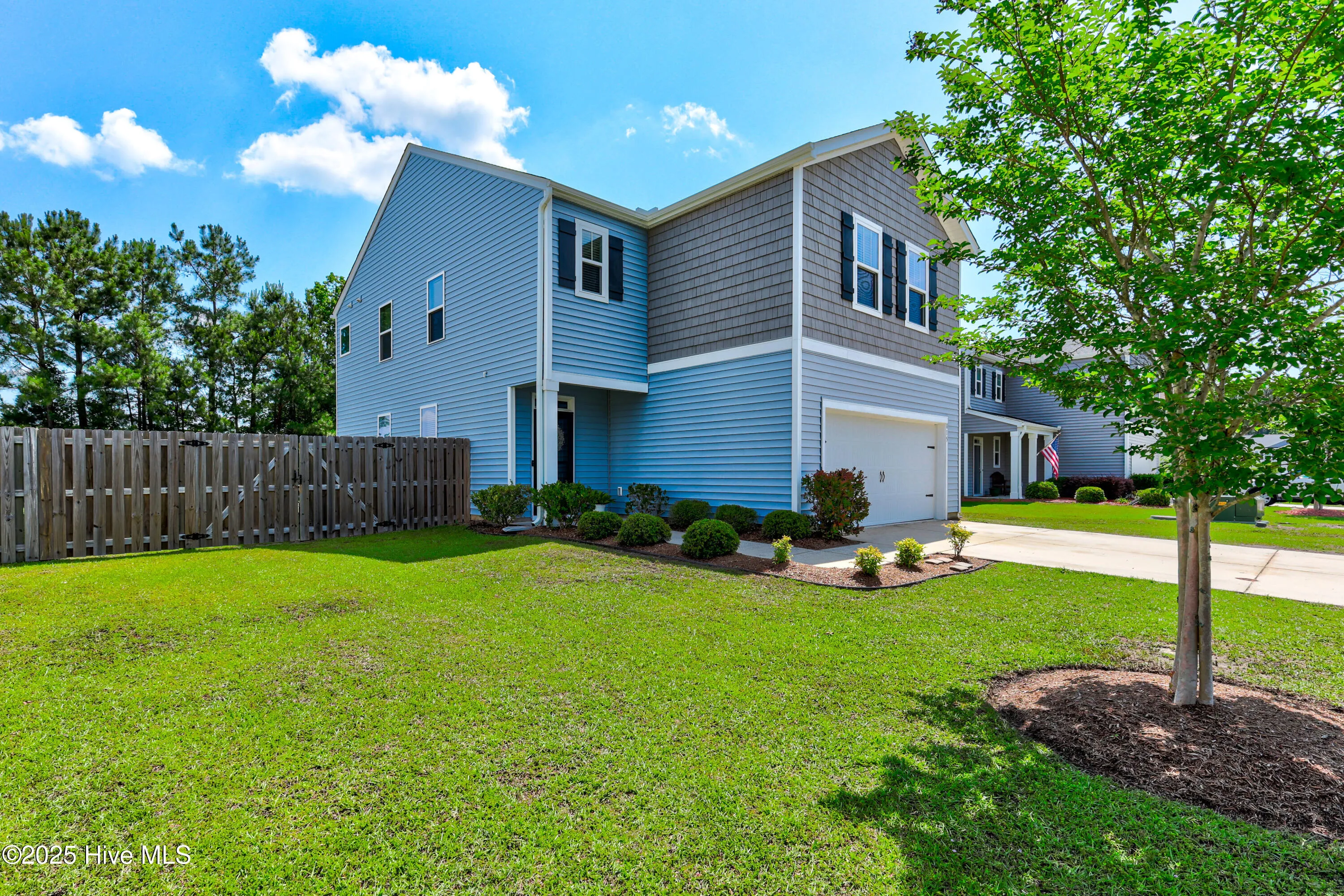 Leland, North Carolina 28451, United States, 4 Bedrooms Bedrooms, ,3 BathroomsBathrooms,Residential,Pending,133344