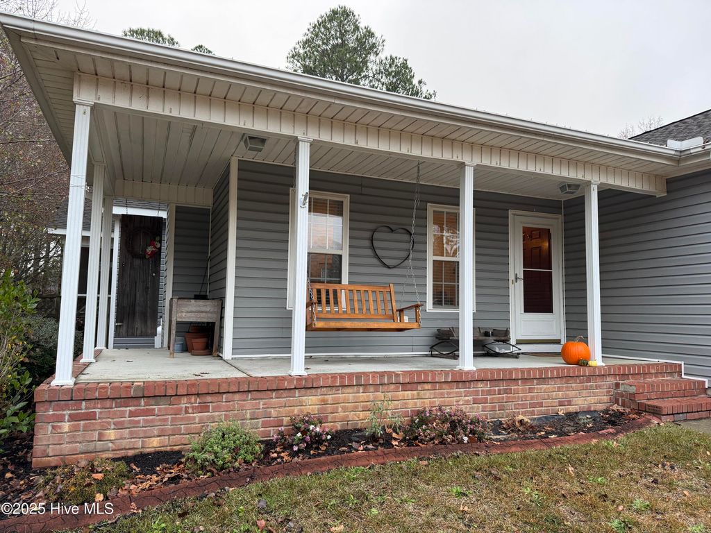 Photo of 104 Will Johnson Road, Raeford, NC 28376 (MLS # 100543758)
