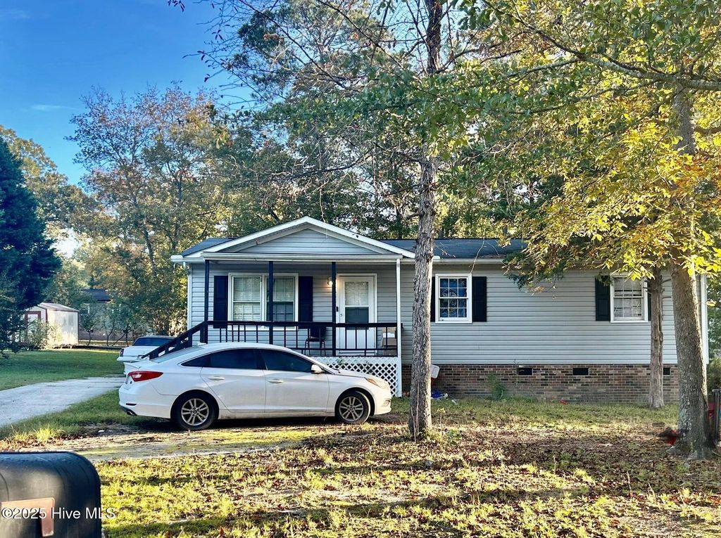 Photo of 906 Cypress Street, Rockingham, NC 28379 (MLS # 100537118)