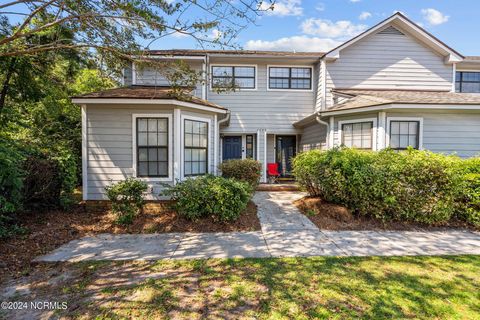 Condominium in Wilmington NC 1743 41st Street.jpg