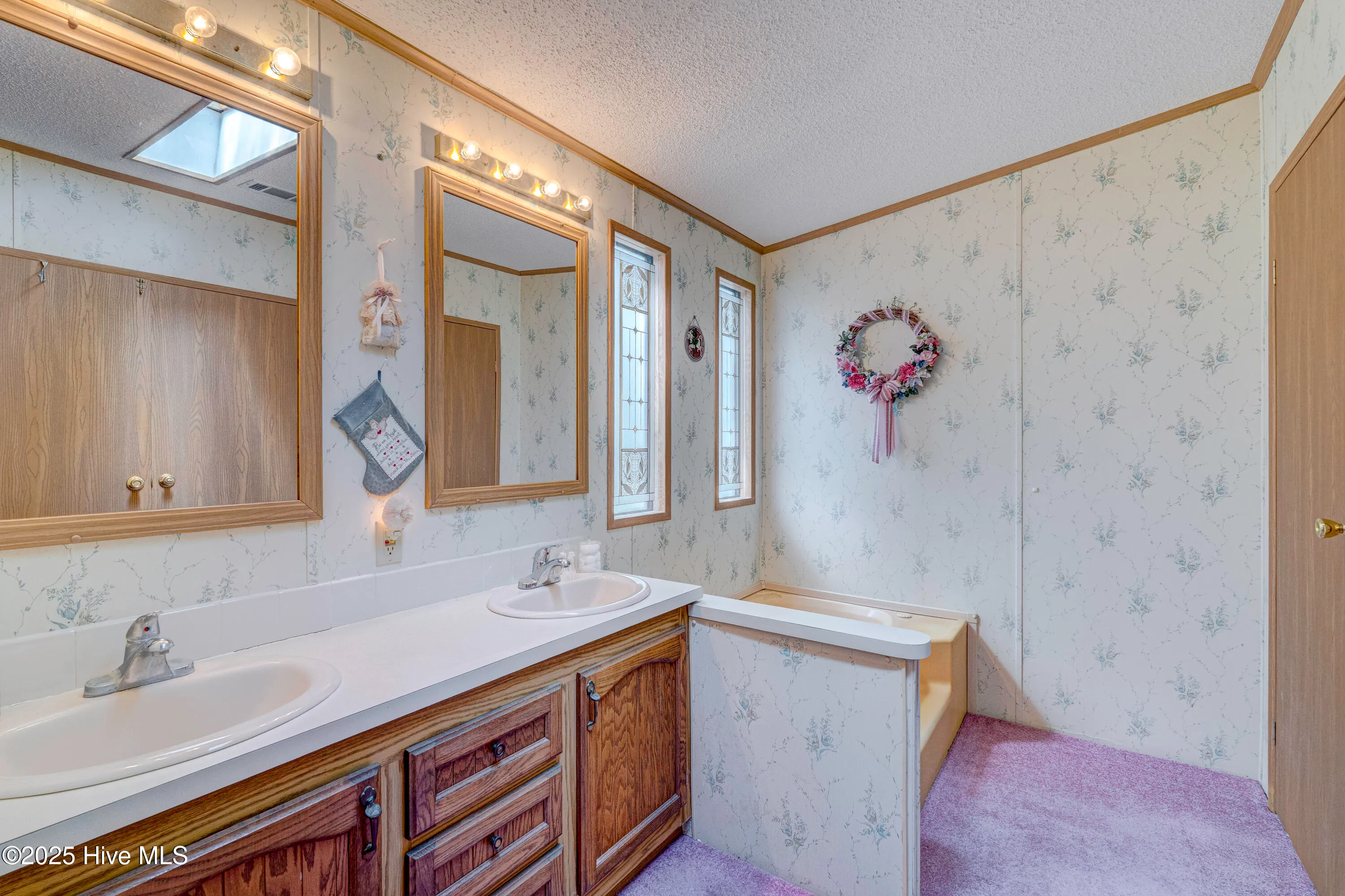 Hampstead, North Carolina 28443, United States, 3 Bedrooms Bedrooms, ,2 BathroomsBathrooms,Residential,Active,215486