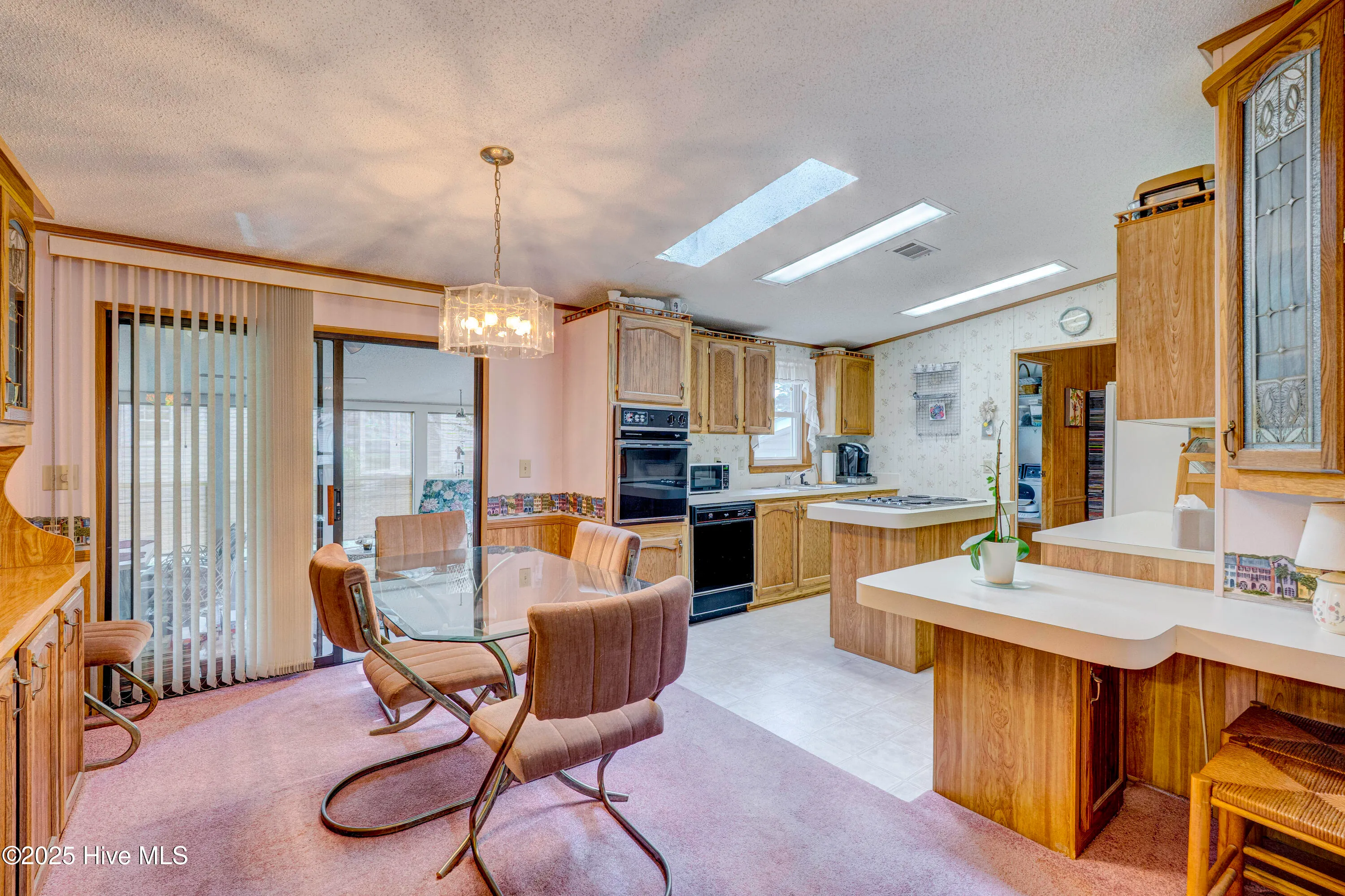 Hampstead, North Carolina 28443, United States, 3 Bedrooms Bedrooms, ,2 BathroomsBathrooms,Residential,Active,215486