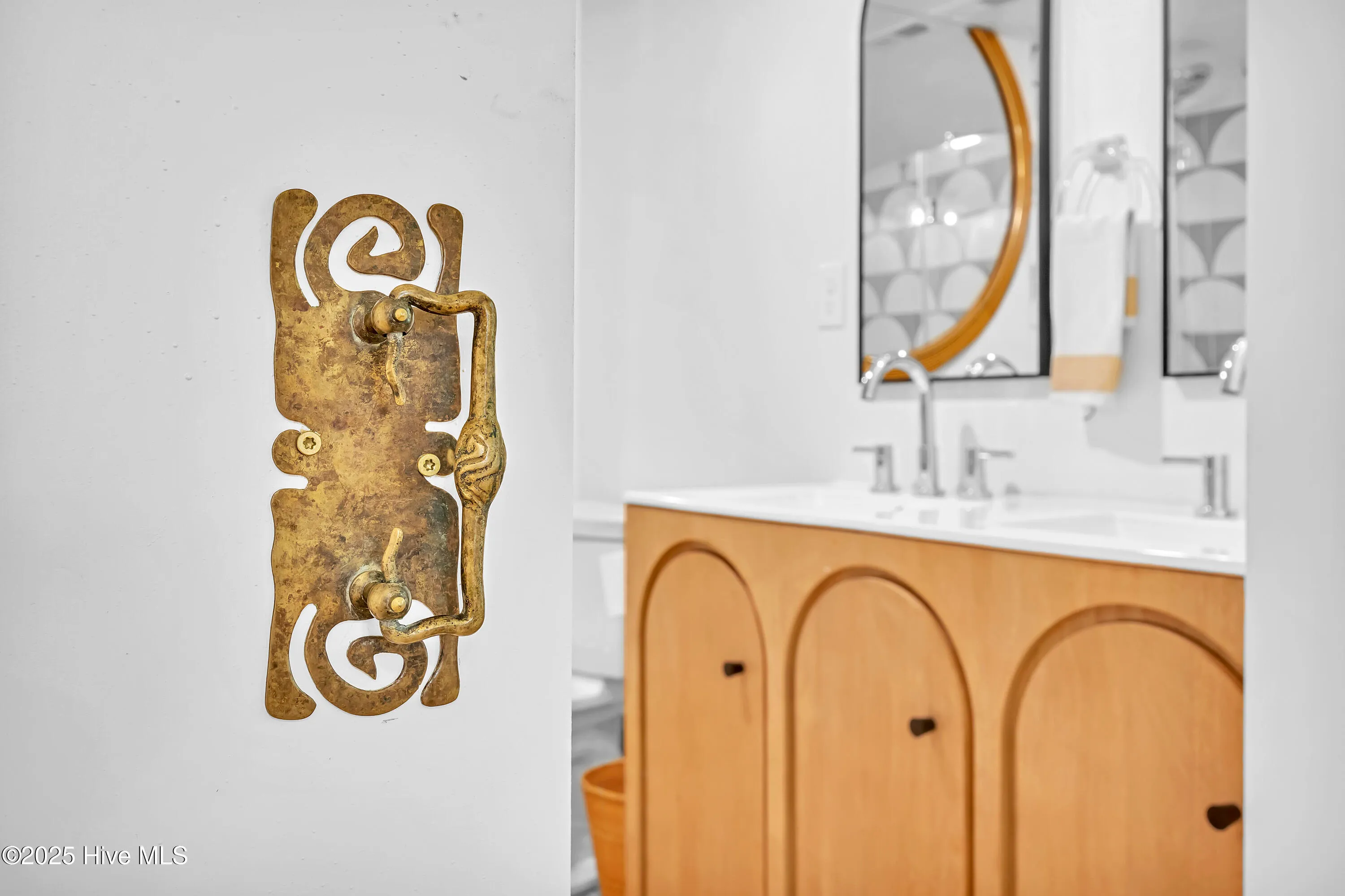 Wilmington, North Carolina 28403, United States, 4 Bedrooms Bedrooms, ,2 BathroomsBathrooms,Residential,Pending,185223