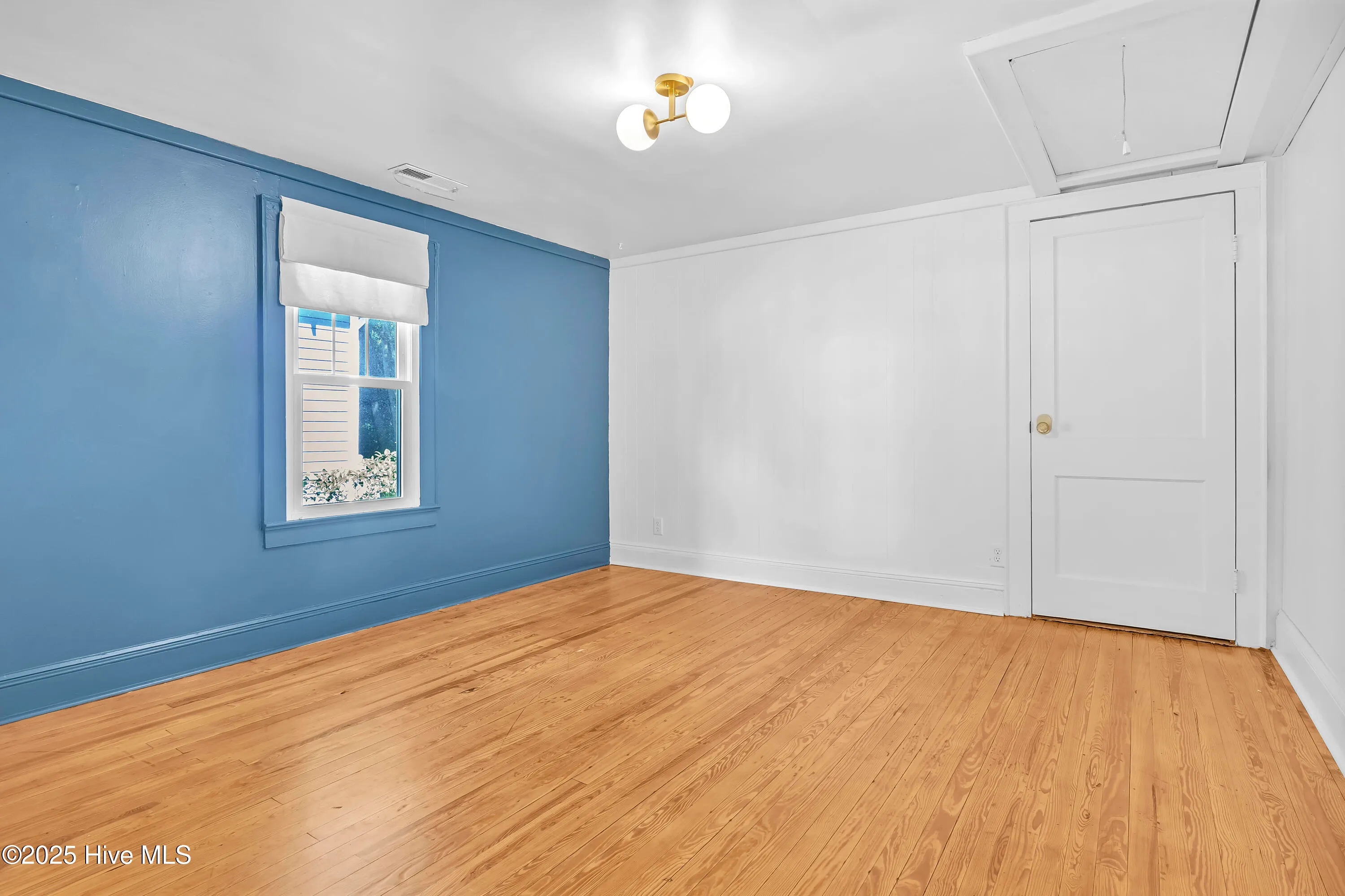 Wilmington, North Carolina 28403, United States, 4 Bedrooms Bedrooms, ,2 BathroomsBathrooms,Residential,Pending,185223