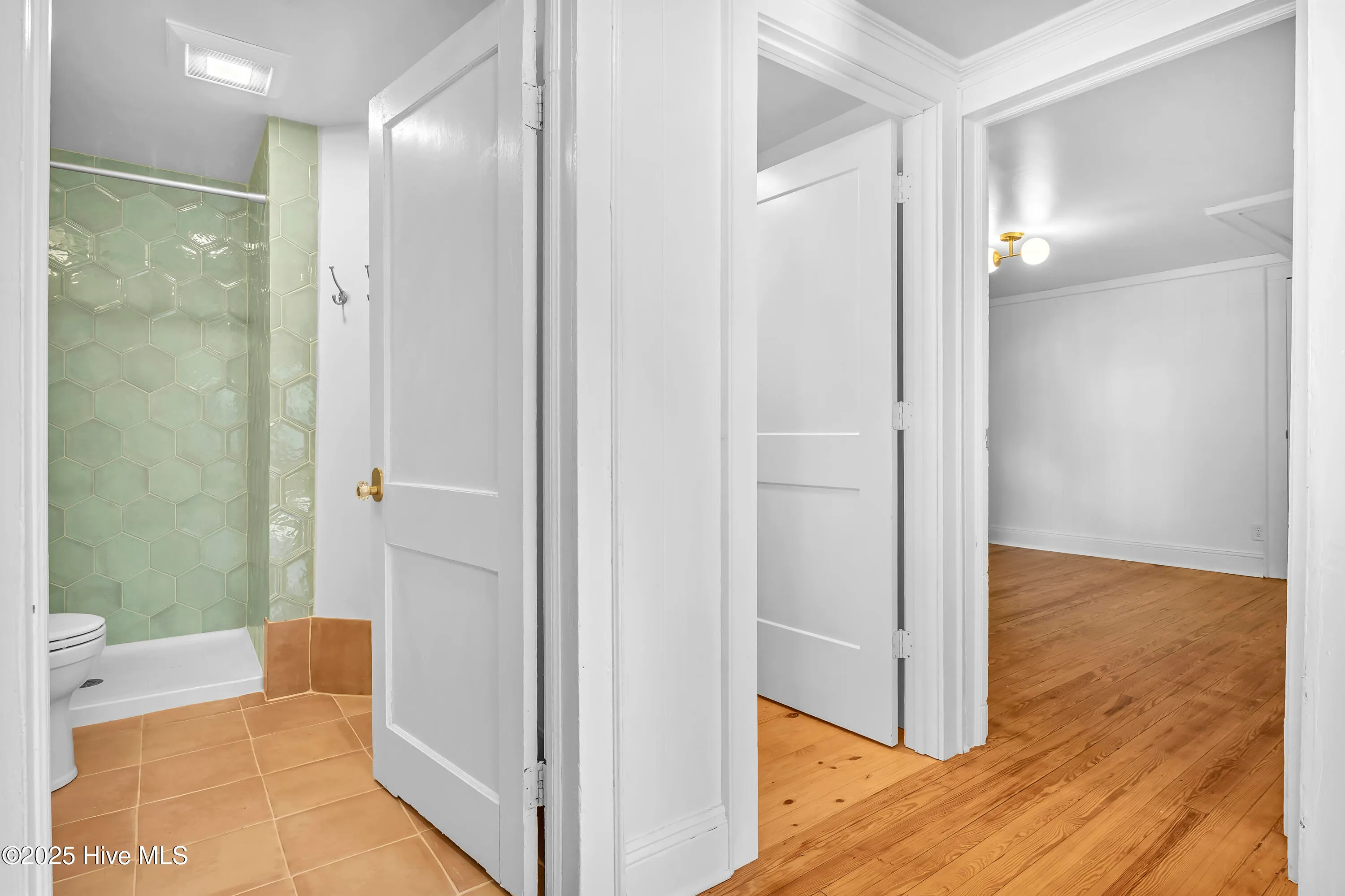 Wilmington, North Carolina 28403, United States, 4 Bedrooms Bedrooms, ,2 BathroomsBathrooms,Residential,Pending,185223