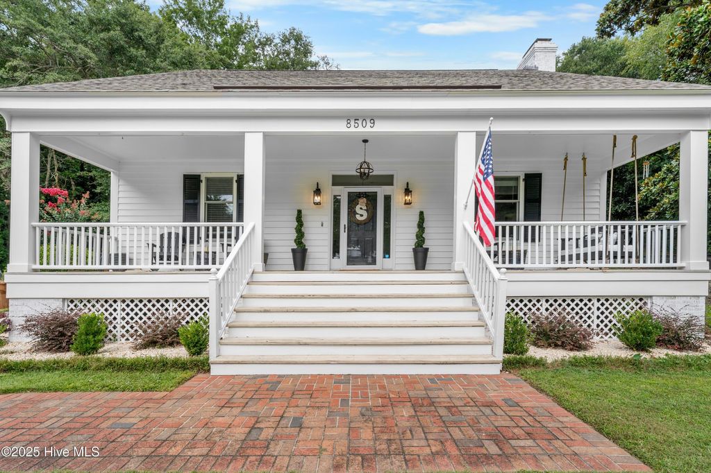 Photo of 8509 Bald Eagle Lane, Wilmington, NC 28411 (MLS # 100530037)