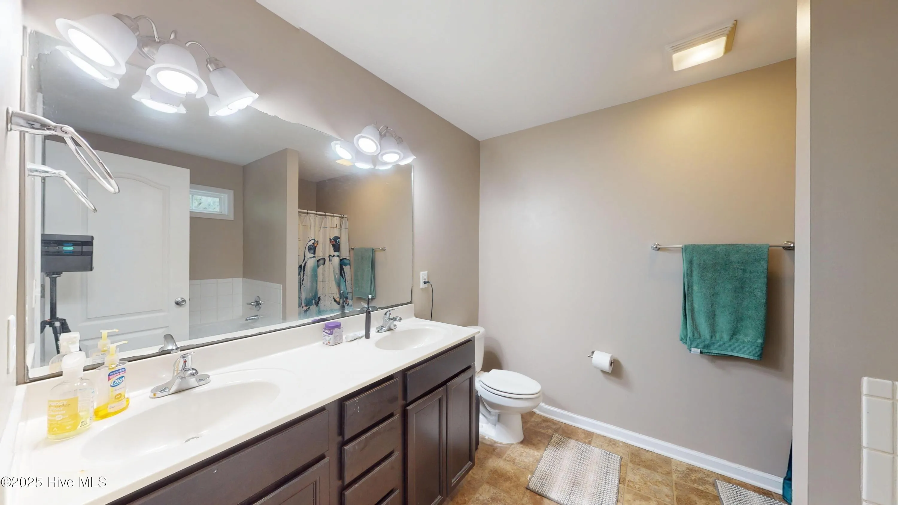 Richlands, North Carolina 28574, United States, 3 Bedrooms Bedrooms, ,2 BathroomsBathrooms,Residential,Active,235291