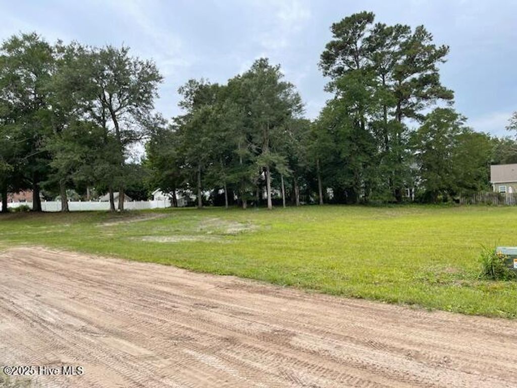 Photo of 1845 Oak Harbour Drive SW, Ocean Isle Beach, NC 28469 (MLS # 100529585)