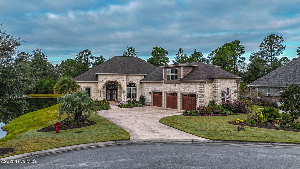 Photo of 8462 Forest Crest Court, Leland, NC 28451 (MLS # 100536543)