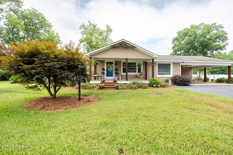 A home in Bladenboro