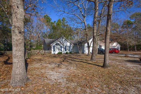 A home in Sneads Ferry