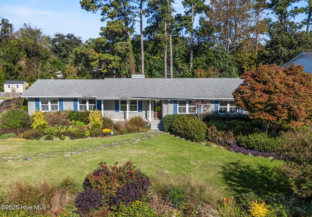 Photo of 225 Tanbridge Road, Wilmington, NC 28405 (MLS # 100537992)