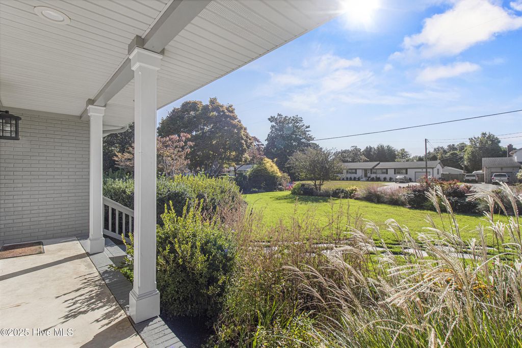 Photo of 225 Tanbridge Road, Wilmington, NC 28405 (MLS # 100537992)