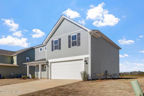 A home in Raeford