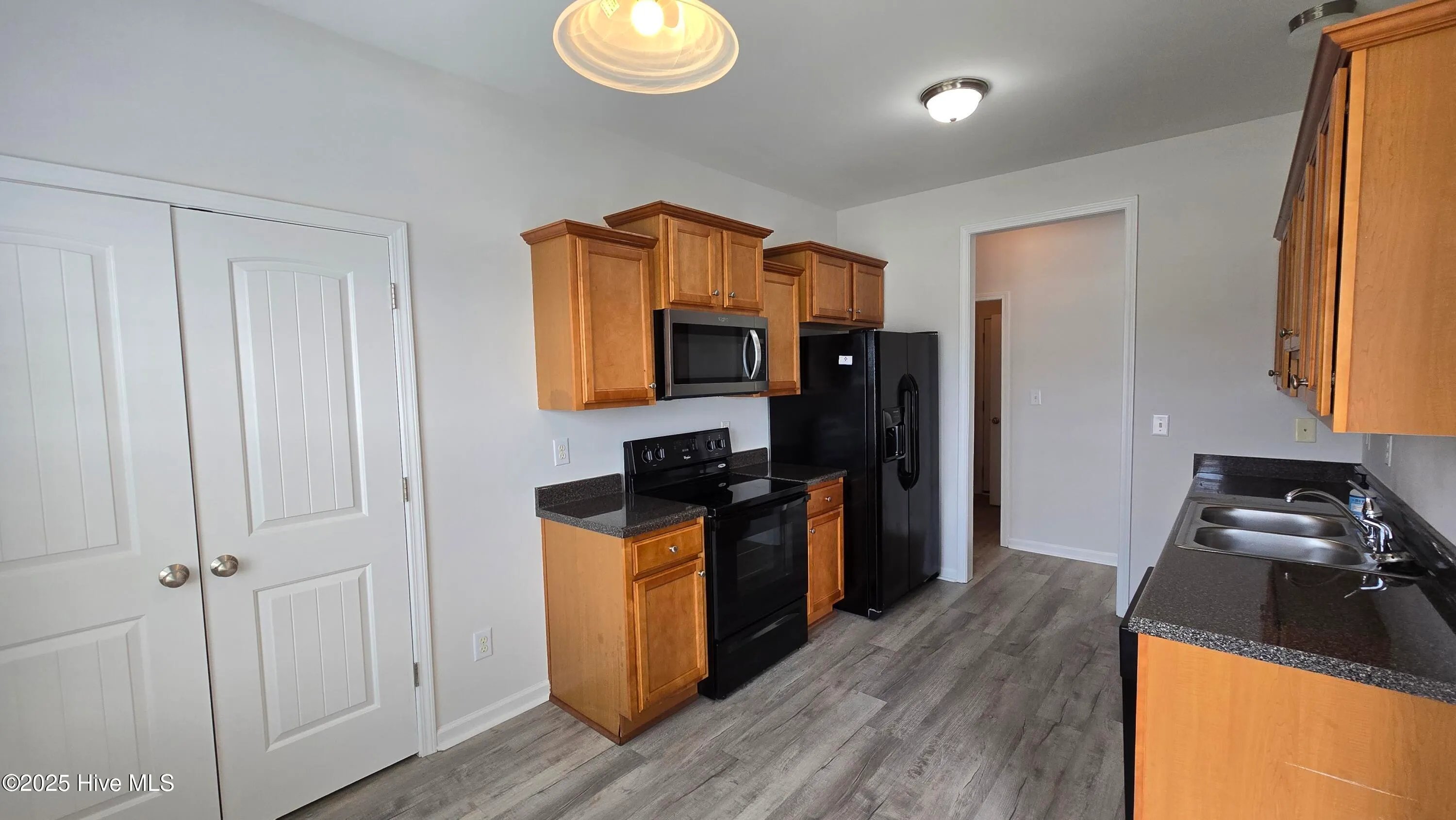 Winterville, North Carolina 28590, United States, 3 Bedrooms Bedrooms, ,3 BathroomsBathrooms,Residential,Active,145735