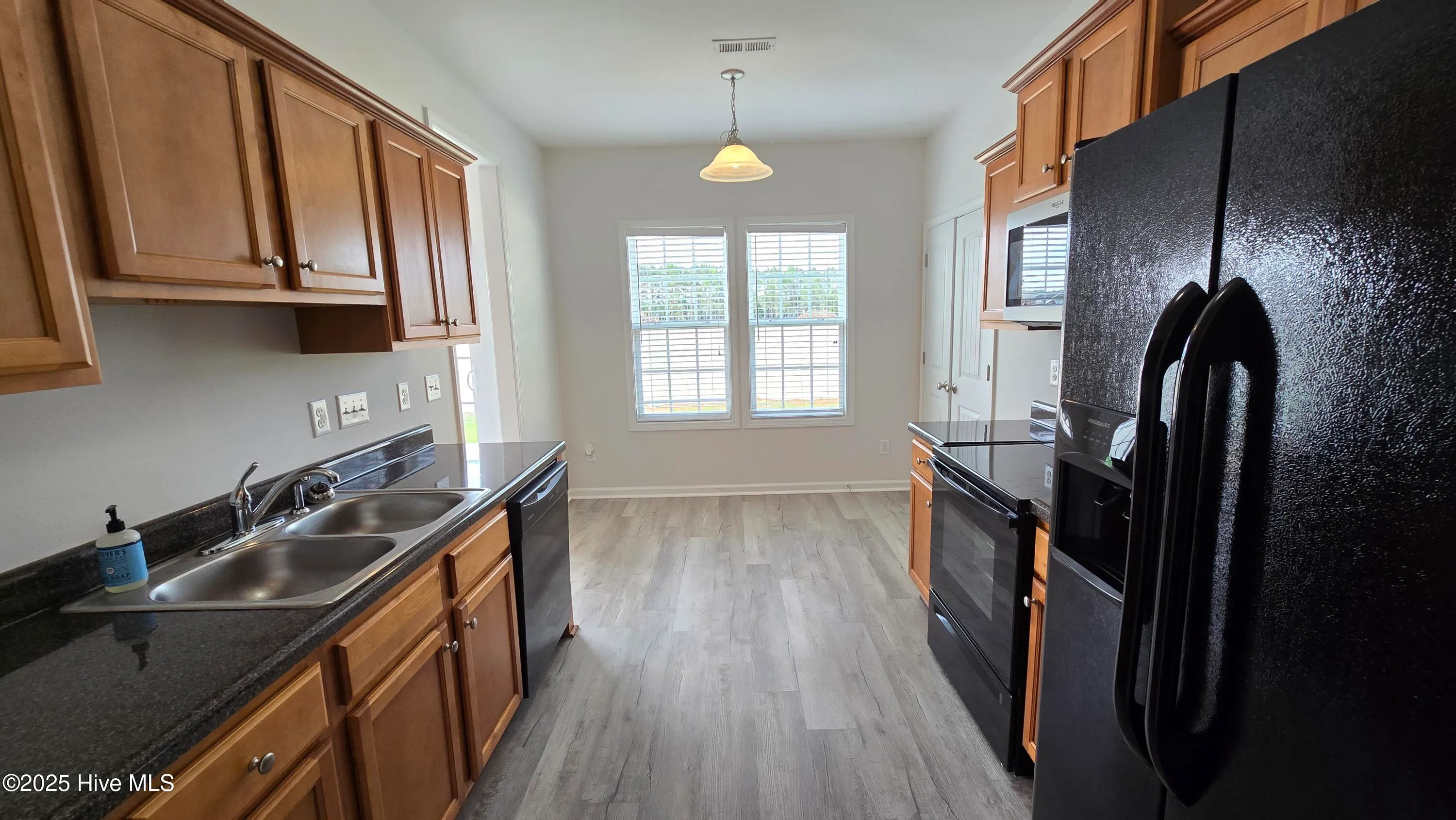 Winterville, North Carolina 28590, United States, 3 Bedrooms Bedrooms, ,3 BathroomsBathrooms,Residential,Active,145735