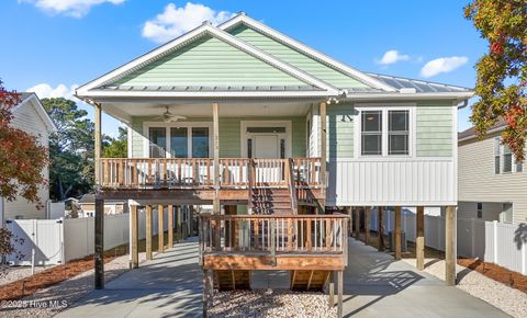 A home in Oak Island