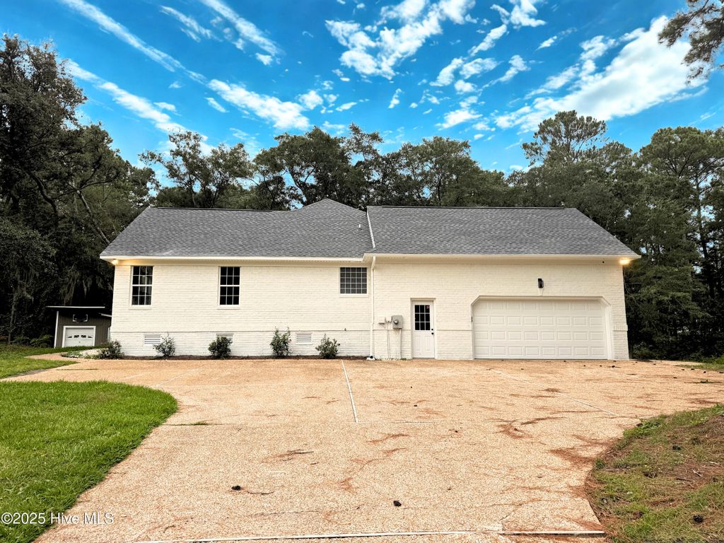 Photo of 113 Rockledge Road, Wilmington, NC 28412 (MLS # 100530755)
