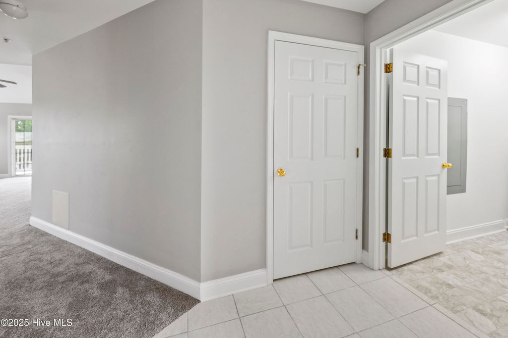 Photo of 1422 Willoughby Park Court #Unit 5, Wilmington, NC 28412 (MLS # 100521536)