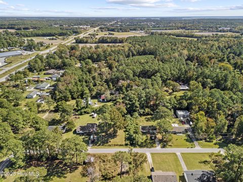 Tiny photo for 105 Kings Parkway, Hubert, NC 28539 (MLS # 100541146)