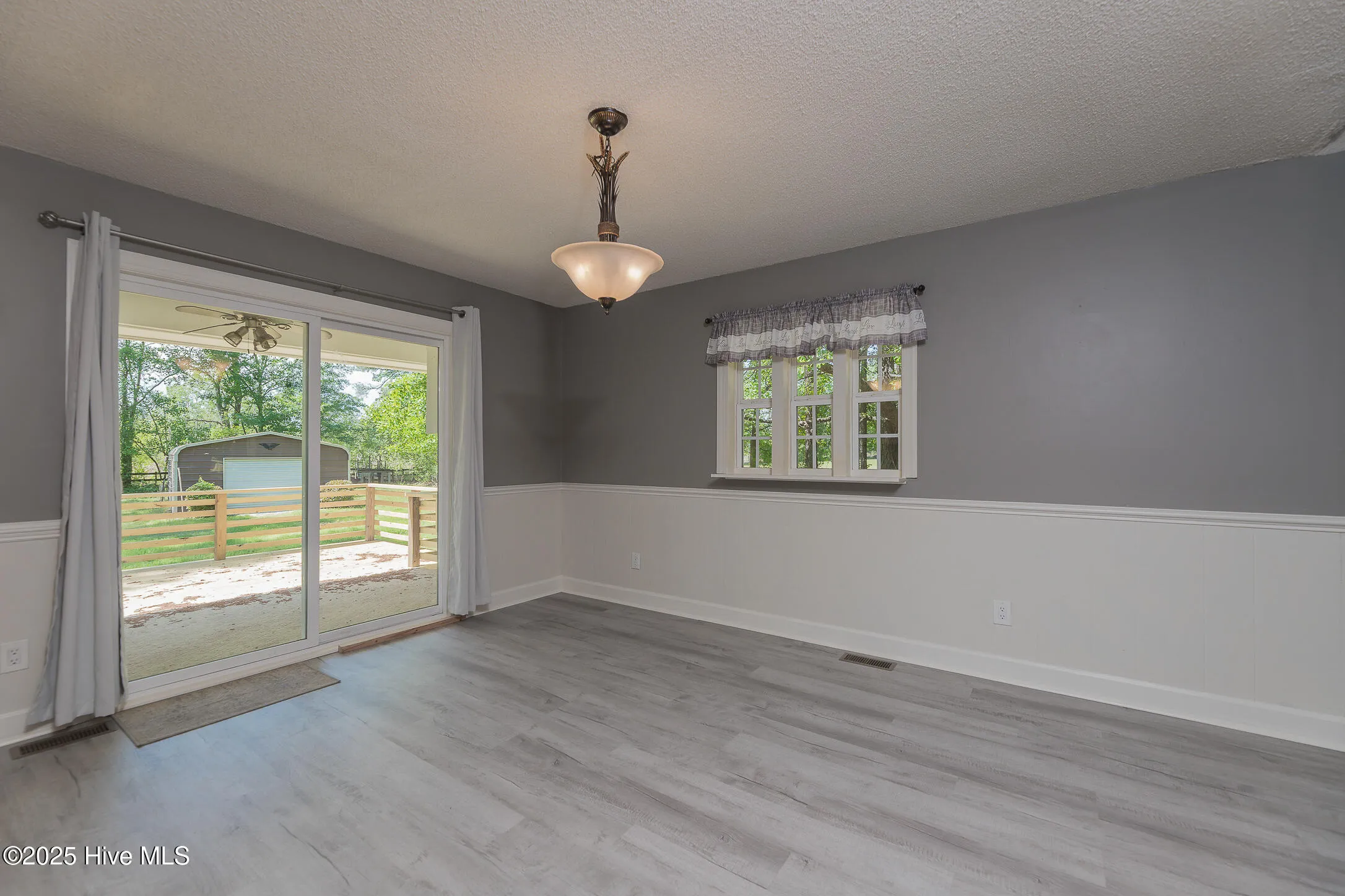 Wallace, North Carolina 28466, United States, 3 Bedrooms Bedrooms, ,2 BathroomsBathrooms,Residential,Active,114397