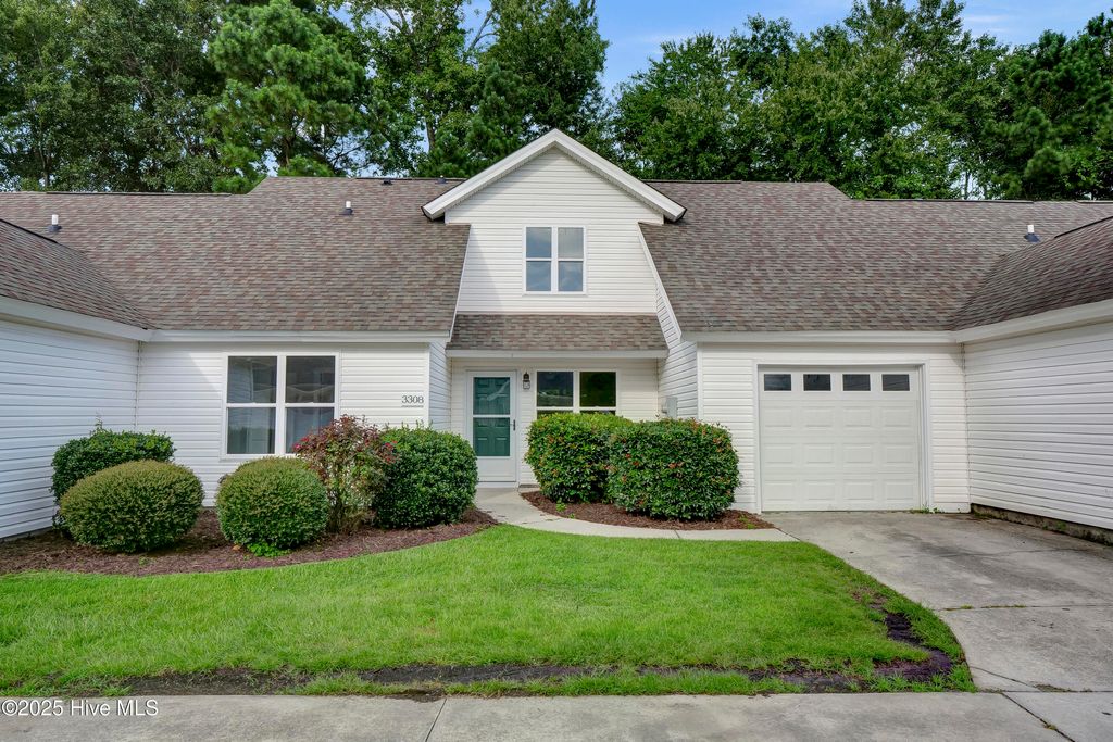 Photo of 3308 Belmont Circle, Wilmington, NC 28405 (MLS # 100519530)