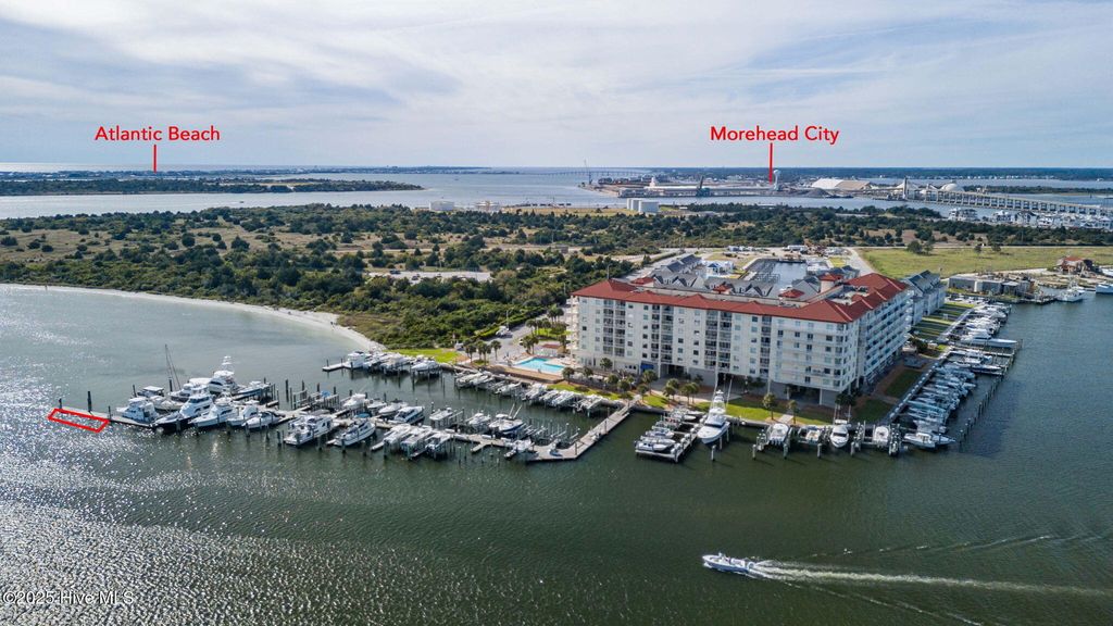 Photo of 100 Olde Towne Yacht Club Road #B-19, Beaufort, NC 28516 (MLS # 100490032)
