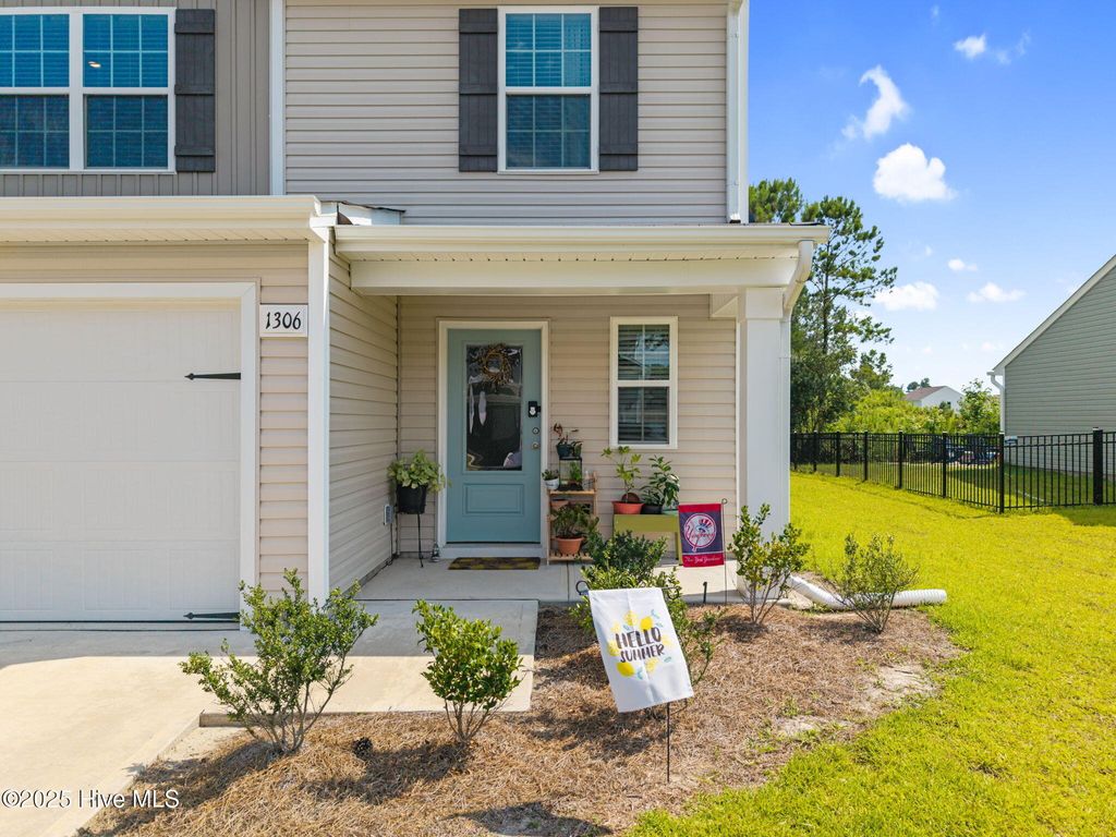 Photo of 1306 Patti Lane SE, Bolivia, NC 28422 (MLS # 100515817)