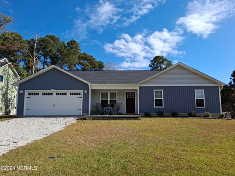 A home in Sneads Ferry