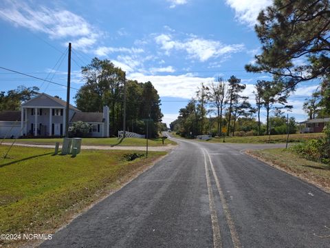 A home in Sneads Ferry