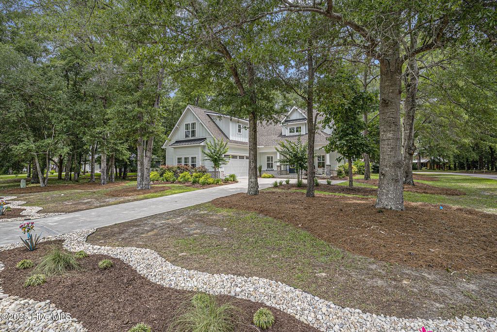 Photo of 610 Oyster Bay Drive, Sunset Beach, NC 28468 (MLS # 100526196)