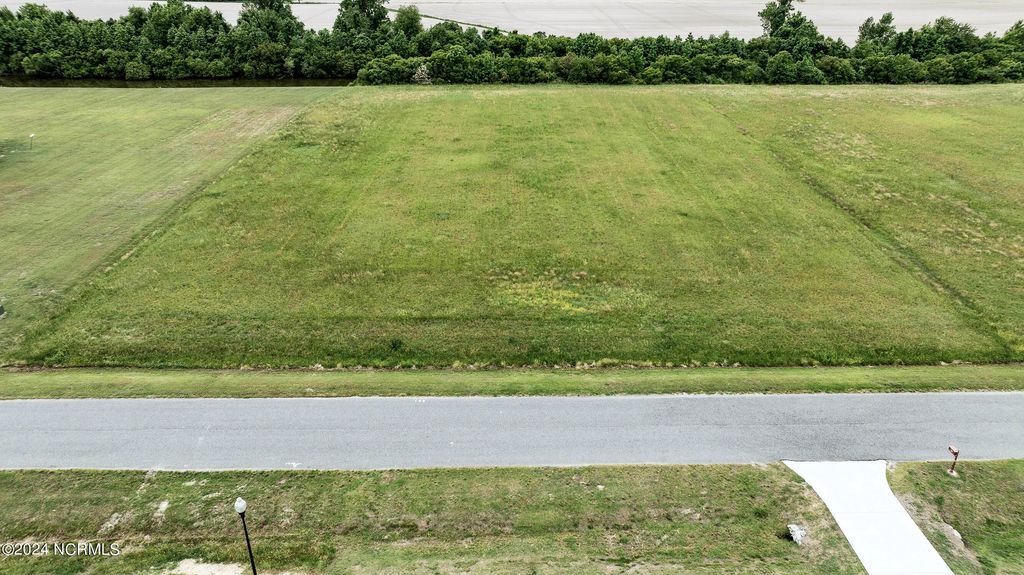 Photo of 188 Sandpiper Drive, Hertford, NC 27944 (MLS # 100535427)